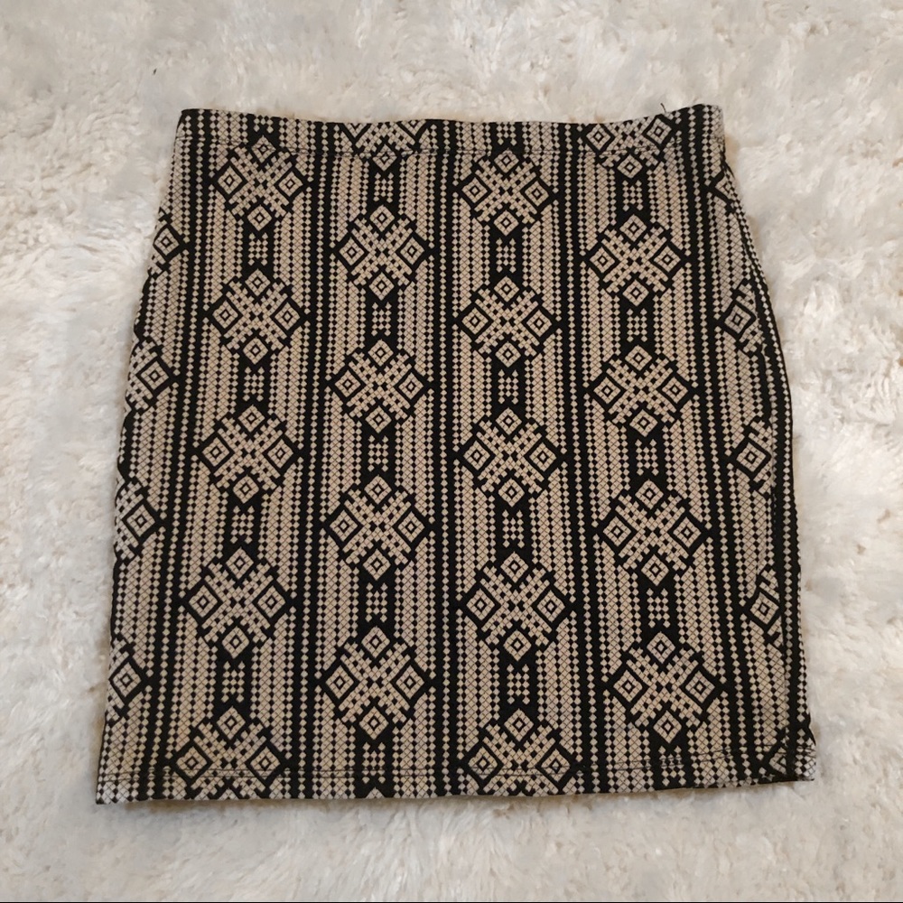 NWOT Mini Bodycon Skirt